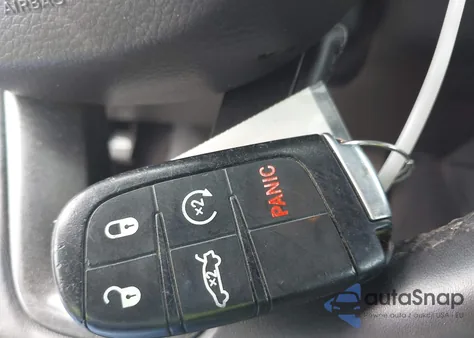 2019 Dodge Charger Sxt Rwd z USA, uszkodzony, nr VIN 2C3CDXBG8KH715437